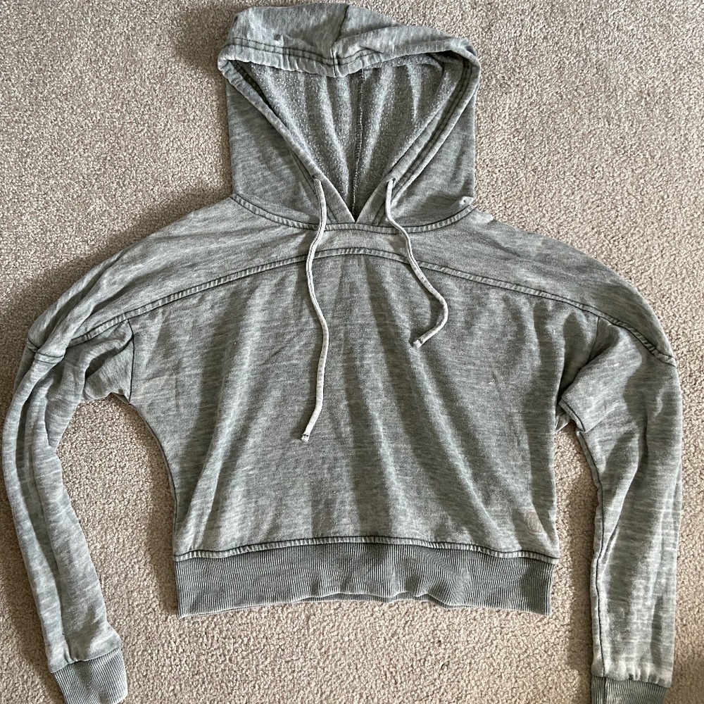 Hard Tail Crop Yoga Sweatshirt